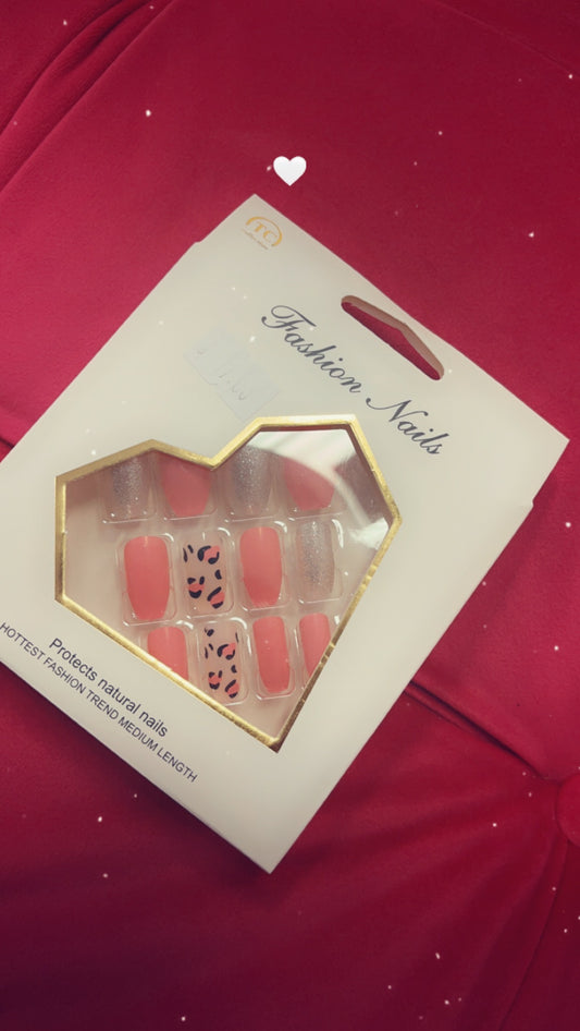 Fashion Nails